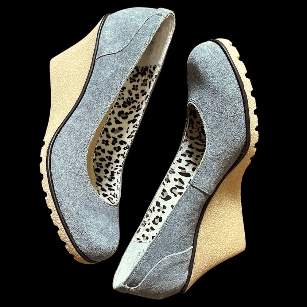 KELSI DAGGER Gray Suede Leather Rubber Wedge Shoes size 7.5M Brand New